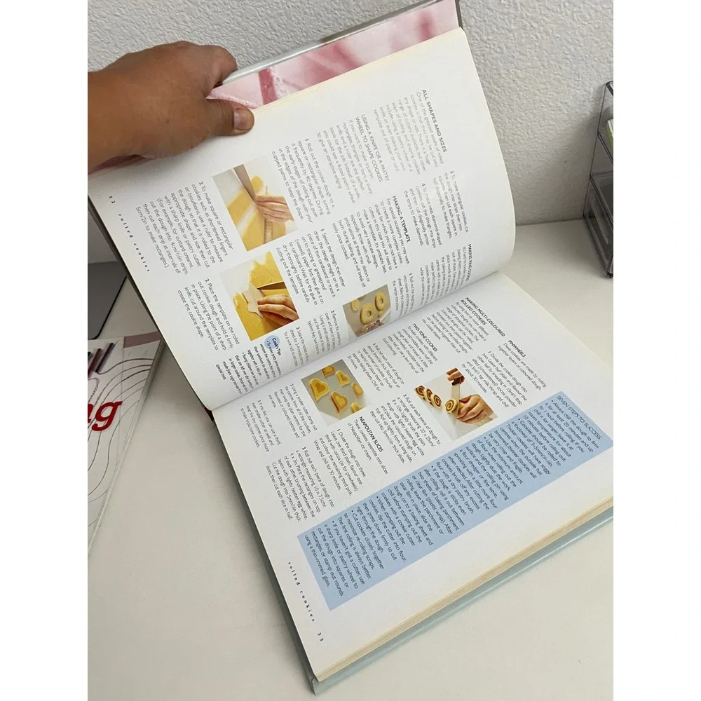 The‎ Complete Book of Cookies Hardcover 200 Recipes Baking Guide